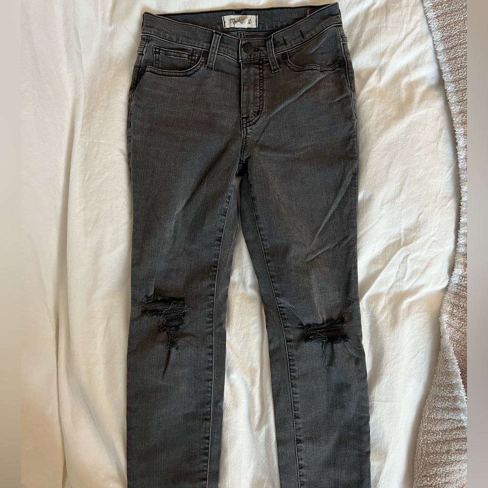Madewell Petite 9” Mid-Rise Skinny Jeans in Black Sea size 26P